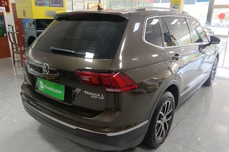 Used Volkswagen Tiguan L 2017 330TSI Automatic Two-Wheel Drive Luxury Edition Rear Right 45 Deg