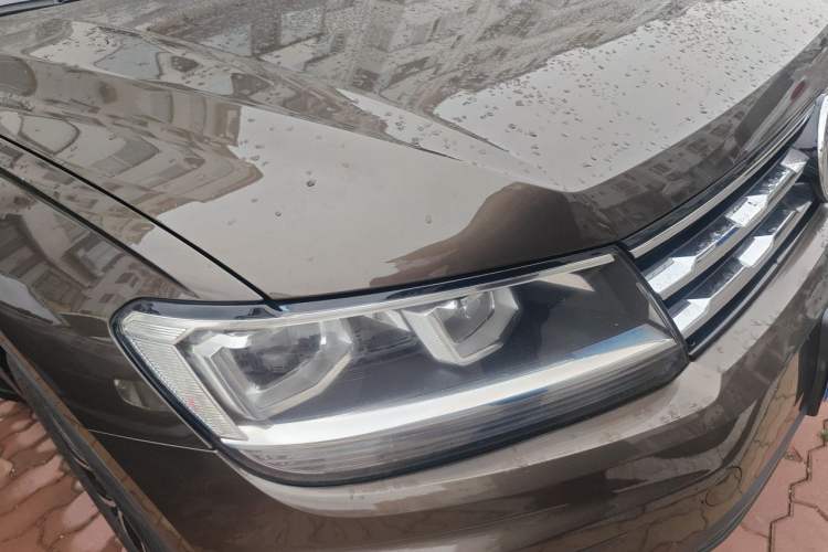 Used Volkswagen Tiguan L 2017 330TSI Automatic Two-Wheel Drive Luxury Edition Right Front Headlight