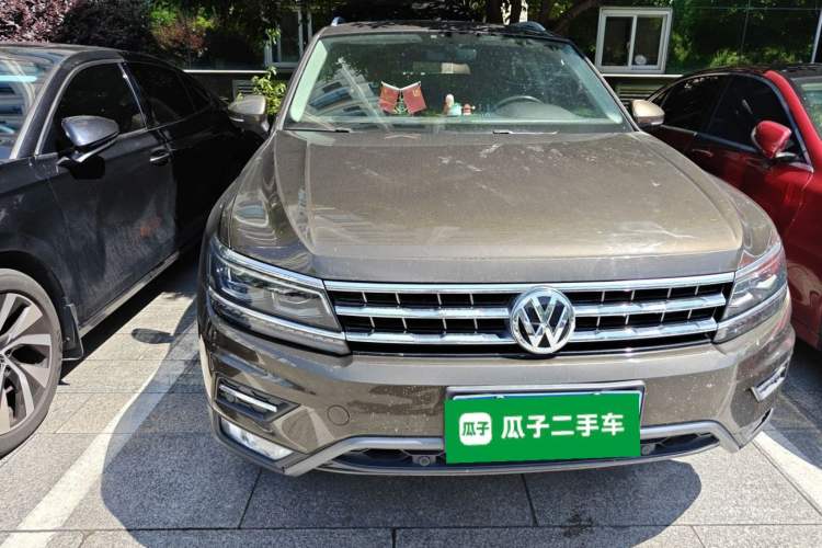 Used Volkswagen Tiguan L 2017 330TSI Automatic Two-Wheel Drive Flagship Edition Right Front Headlight