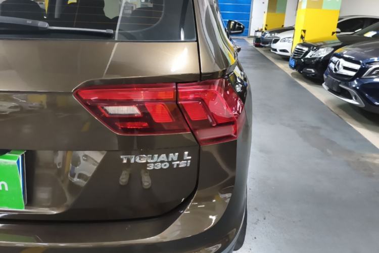 Used Volkswagen Tiguan L 2017 330TSI Automatic Two-Wheel Drive Comfort Edition Right Rear Taillight