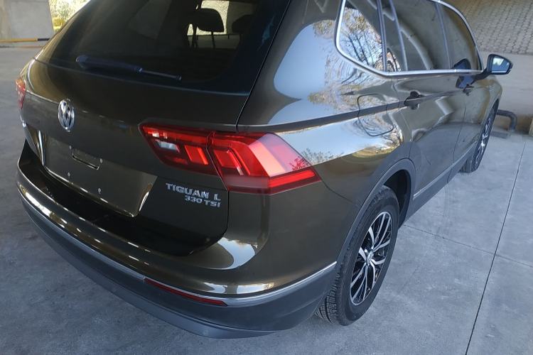 Used Volkswagen Tiguan L 2017 330TSI Automatic Two-Wheel Drive Luxury Edition Right Rear Taillight