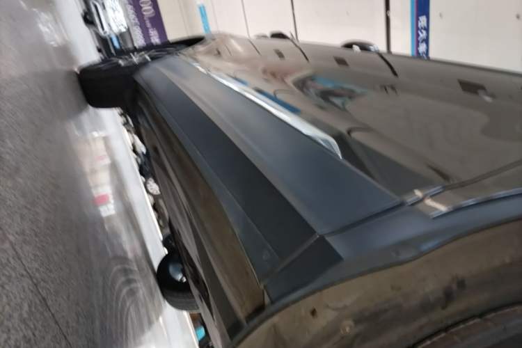 Used Volkswagen Tiguan L 2017 380TSI Automatic All-Wheel Drive Supreme Flagship Edition Right Side Sill