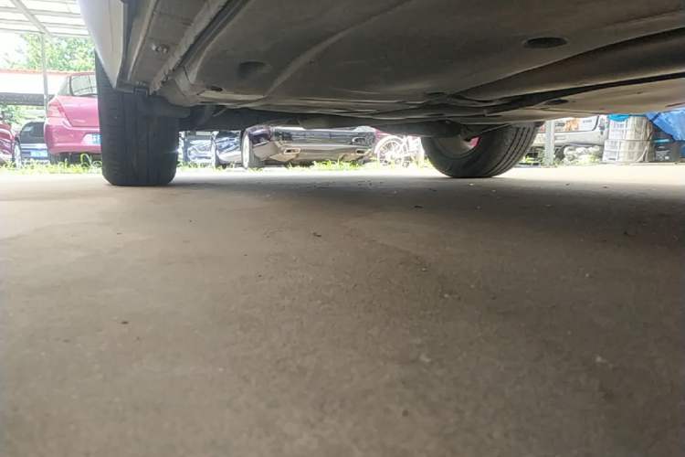 Used Volkswagen Tiguan L 2017 330TSI Automatic Two-Wheel Drive Flagship Edition Right Side Sill