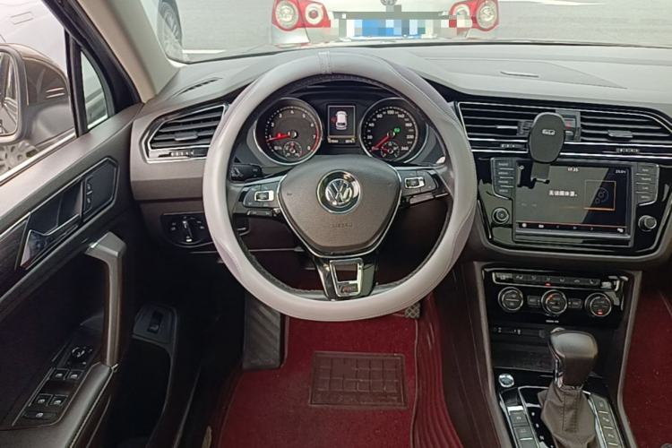 Used Volkswagen Tiguan L 2017 330TSI Automatic Two-Wheel Drive Flagship Edition Steering Wheel