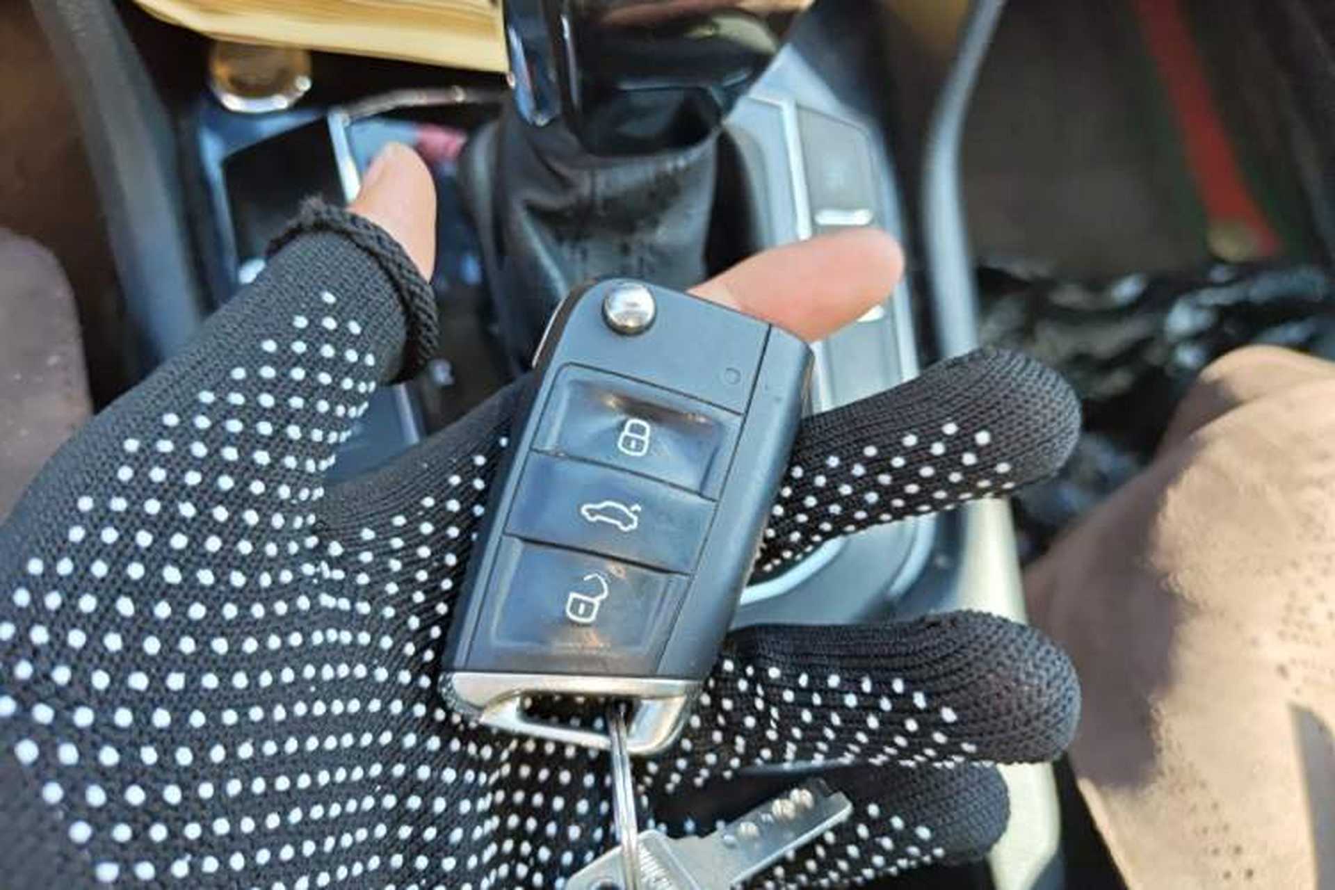 Used Volkswagen Tiguan L 2017 380TSI Automatic All-Wheel-Drive Luxury Edition Vehicle Key