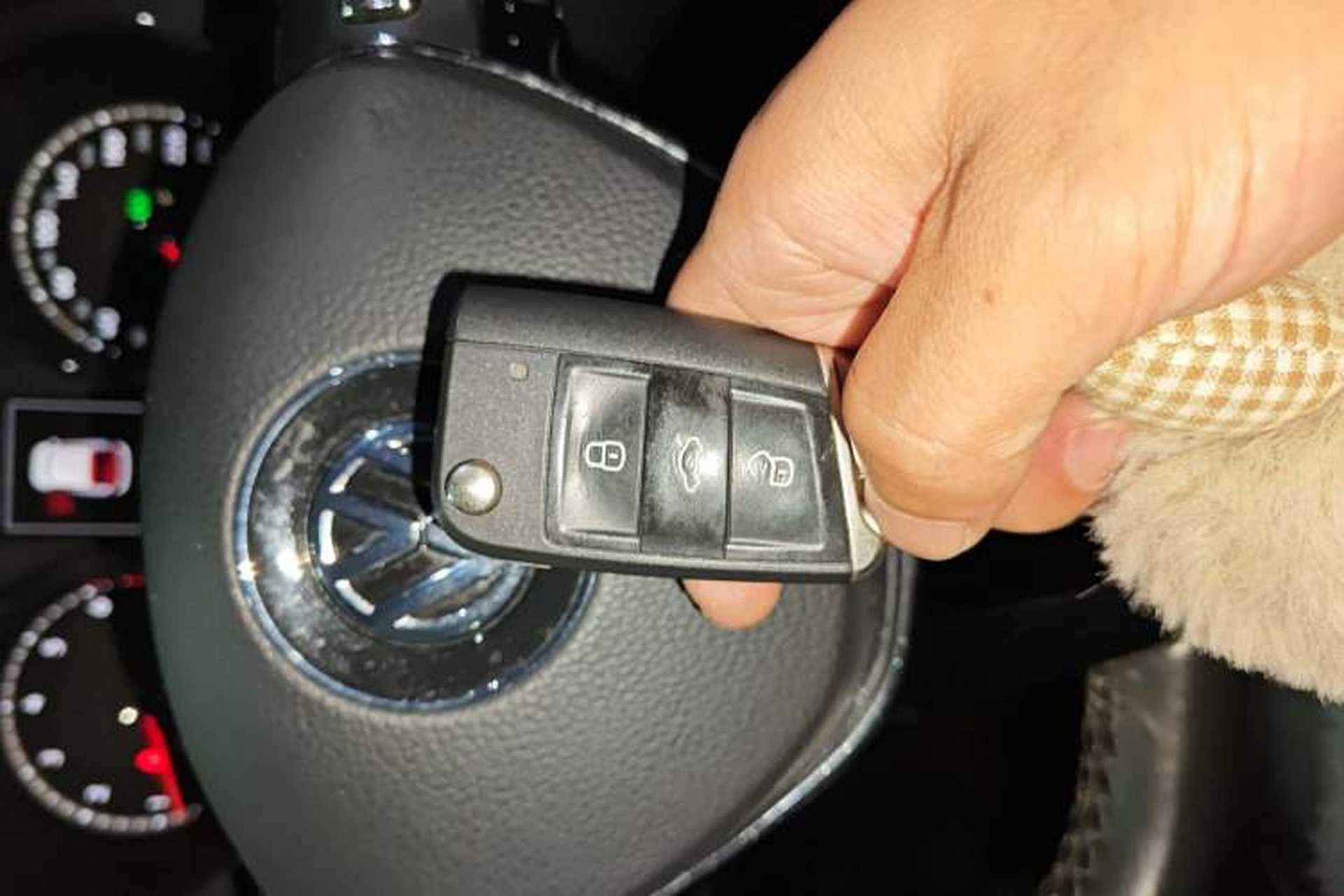 Used Volkswagen Tiguan L 2017 380TSI Automatic All-Wheel-Drive Flagship Edition Vehicle Key