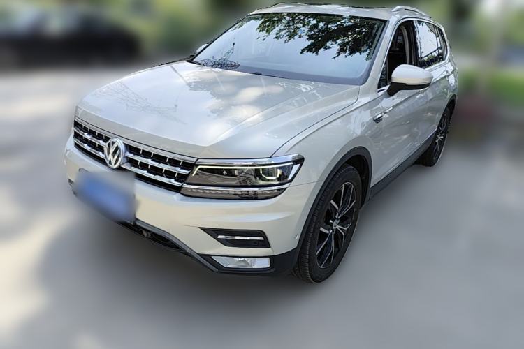 Used Volkswagen Tiguan L 2017 330TSI Automatic Two-Wheel Drive Flagship Edition Guazi used car, China used car export, Used car for sale, Used  cars, Cheapest cars for sale