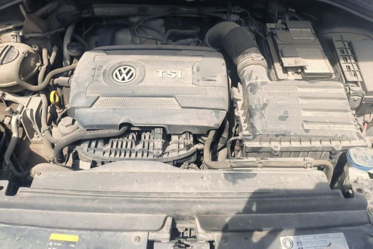 Used Volkswagen Tiguan L 2017 380TSI Automatic All-Wheel-Drive Luxury Edition Engine Bay