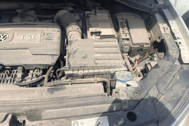 Used Volkswagen Tiguan L 2017 380TSI Automatic All-Wheel-Drive Luxury Edition Engine Bay Left