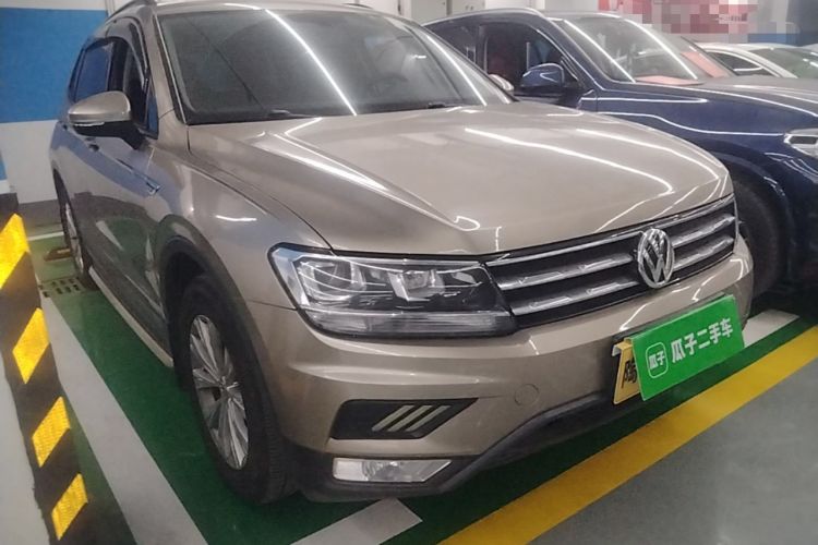 Used Volkswagen Tiguan L 2017 330TSI Automatic Two-Wheel Drive Luxury Edition Exterior 1