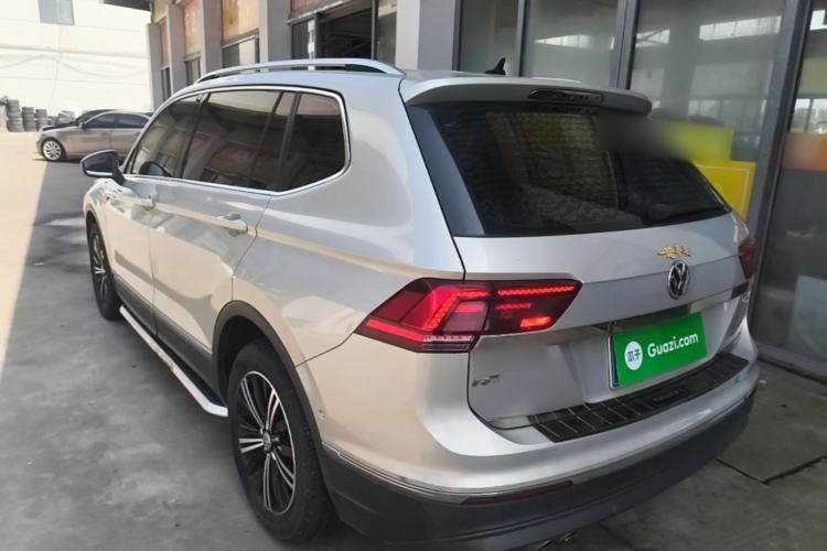 Used Volkswagen Tiguan L 2017 330TSI Automatic Two-Wheel Drive Flagship Edition Exterior 2