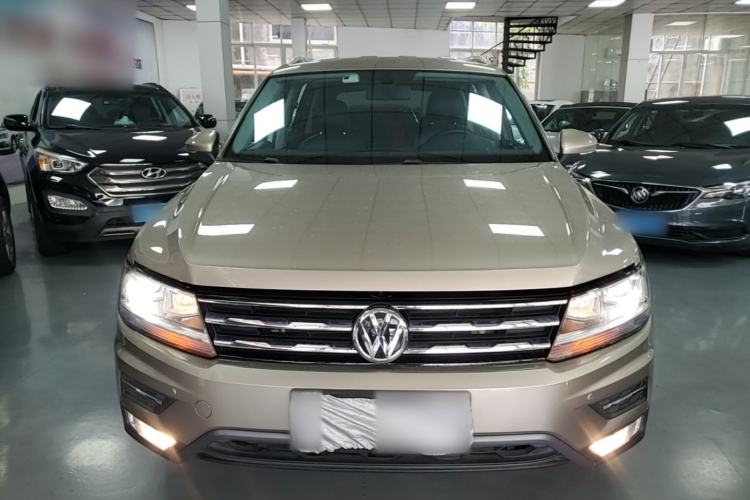 Used Volkswagen Tiguan L 2017 330TSI Automatic Two-Wheel Drive Comfort Edition Front