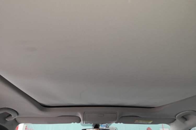 Used Volkswagen Tiguan L 2017 330TSI Automatic Two-Wheel Drive Luxury Edition Headliner