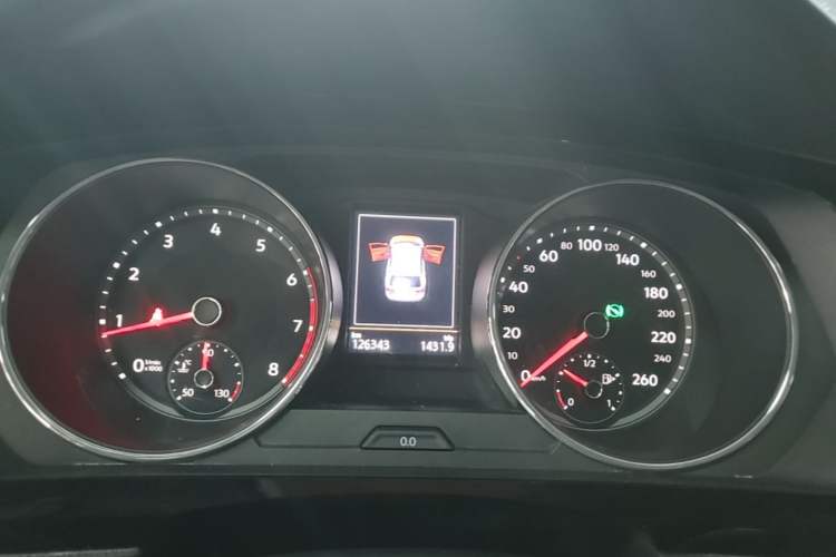 Used Volkswagen Tiguan L 2017 330TSI Automatic Two-Wheel Drive Comfort Edition Instrument Cluster