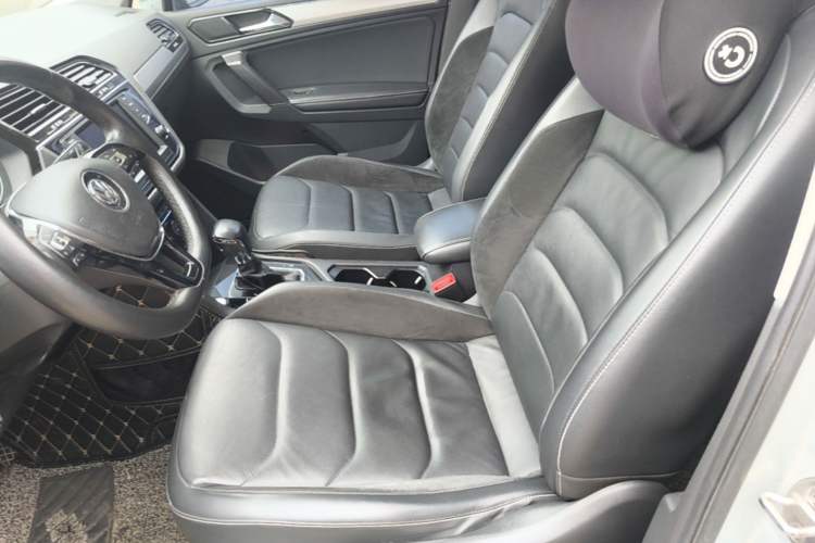 Used Volkswagen Tiguan L 2017 330TSI Automatic Two-Wheel Drive Luxury Edition Left Front Seat