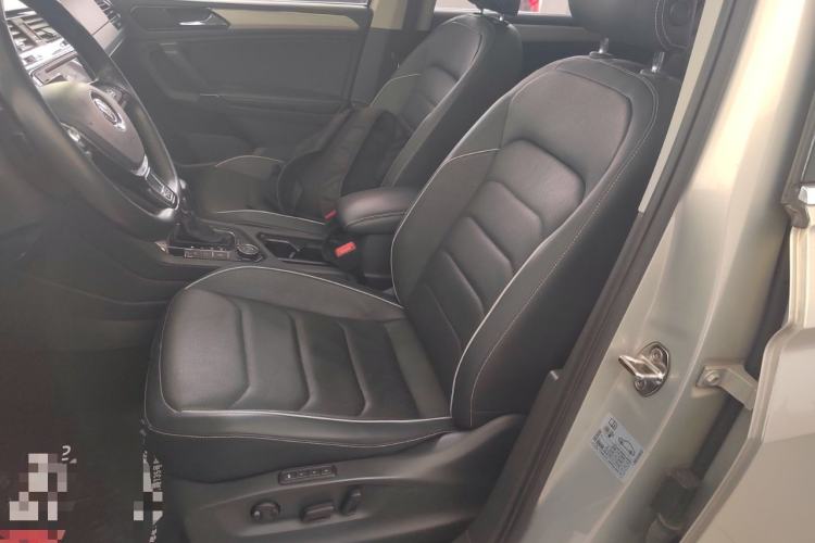 Used Volkswagen Tiguan L 2017 380TSI Automatic All-Wheel-Drive Flagship Edition Left Front Seat