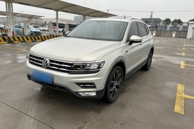 Volkswagen Tiguan L 2017 330TSI Automatic Two-Wheel Drive Flagship Edition usado