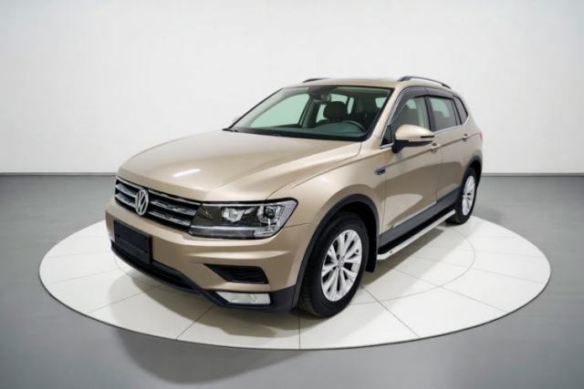 Used Volkswagen Tiguan L 2017 330TSI Automatic Two-Wheel Drive Luxury Edition