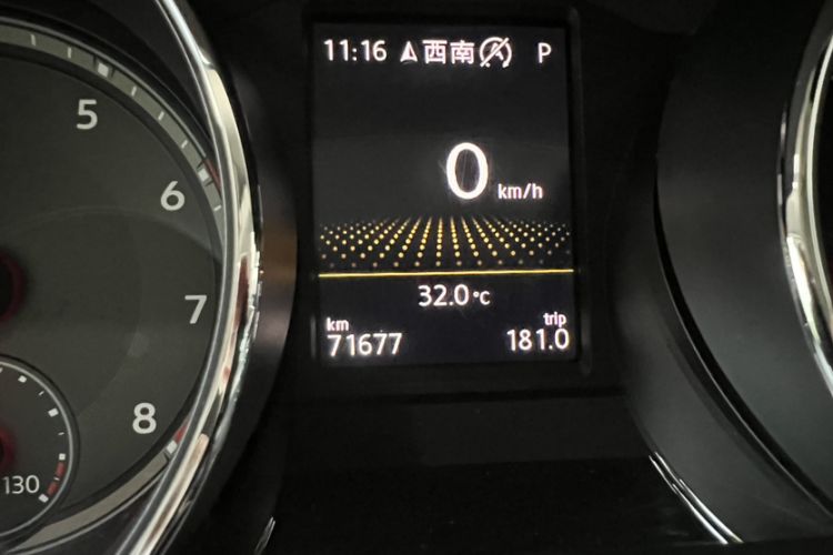 Used Volkswagen Tiguan L 2017 330TSI Automatic Two-Wheel Drive Luxury Edition Odometer Close Up