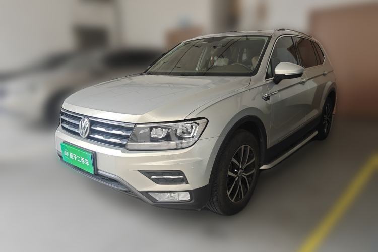 Used Volkswagen Tiguan L 2017 330TSI Automatic Two-Wheel Drive Luxury Edition Guazi used car, China used car export, Used car for sale, Used Volkswagen cars, Cheapest cars for sale