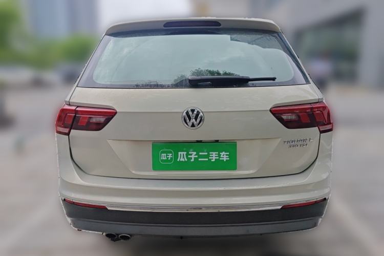 Used Volkswagen Tiguan L 2017 330TSI Automatic Two-Wheel Drive Luxury Edition Rear