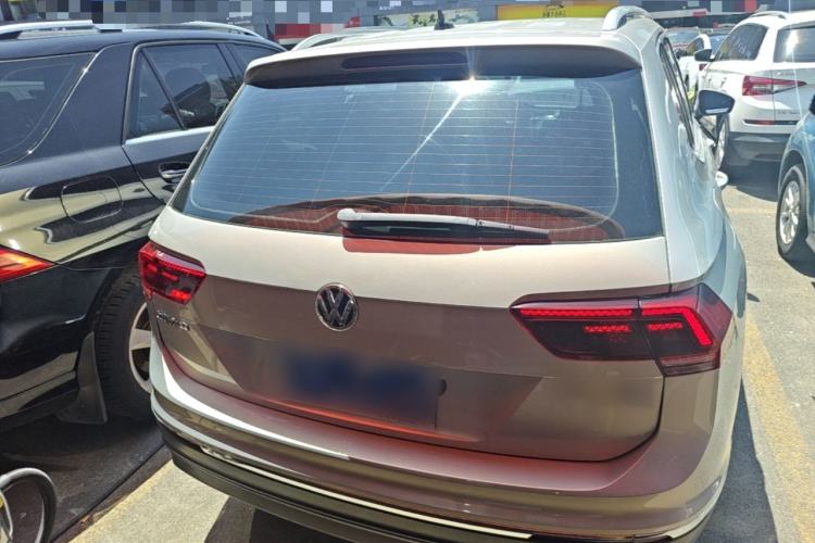 Used Volkswagen Tiguan L 2017 330TSI Automatic Two-Wheel Drive Flagship Edition Rear