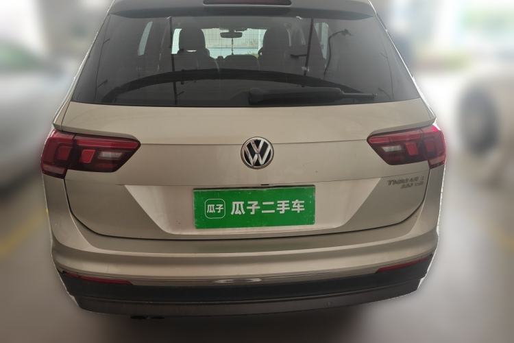 Used Volkswagen Tiguan L 2017 330TSI Automatic Two-Wheel Drive Luxury Edition Rear