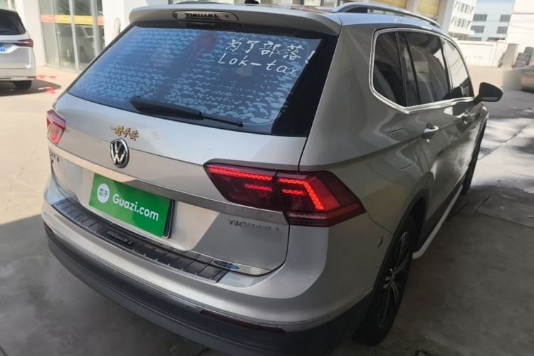 Used Volkswagen Tiguan L 2017 330TSI Automatic Two-Wheel Drive Flagship Edition Rear Right 45 Deg