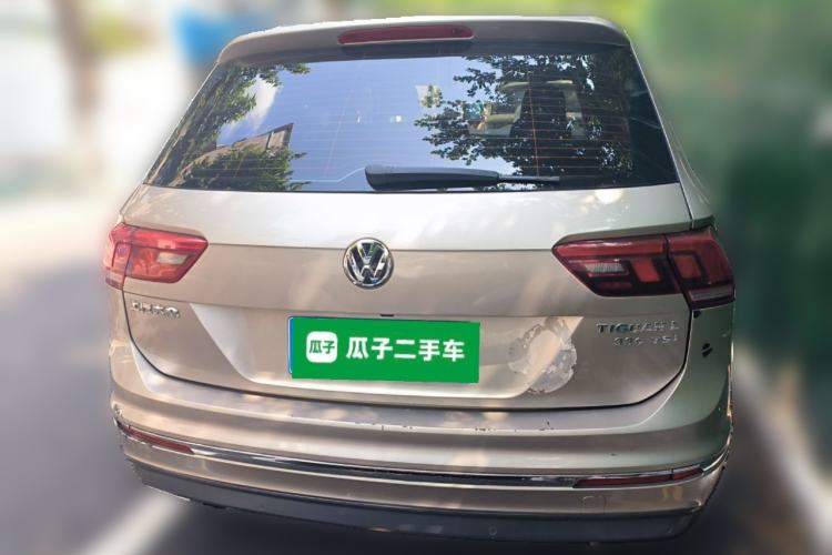 Used Volkswagen Tiguan L 2017 330TSI Automatic Two-Wheel Drive Luxury Edition Rear
