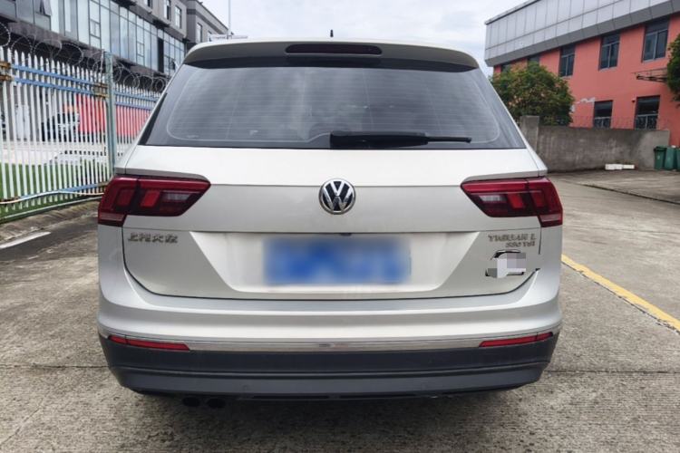 Used Volkswagen Tiguan L 2017 330TSI Automatic Two-Wheel Drive Luxury Edition Rear