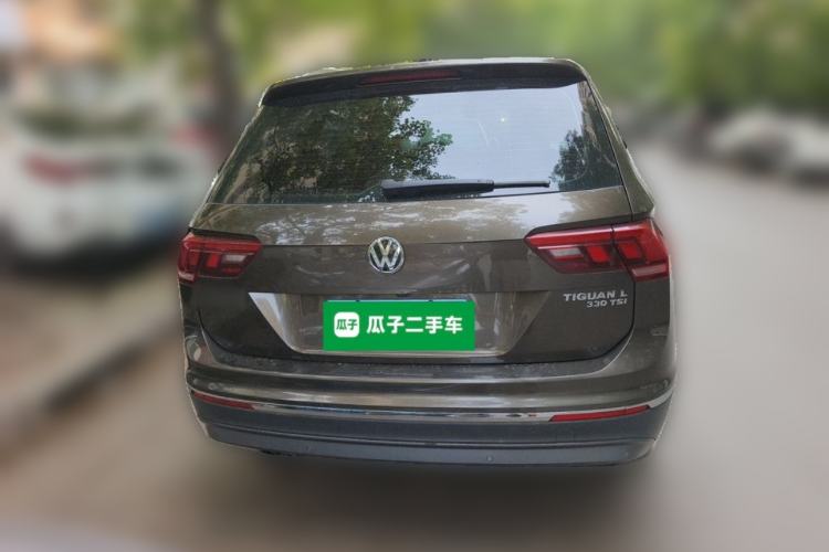 Used Volkswagen Tiguan L 2017 330TSI Automatic Two-Wheel Drive Luxury Edition Rear