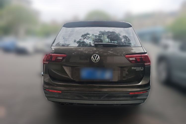 Used Volkswagen Tiguan L 2017 330TSI Automatic Two-Wheel Drive Luxury Edition Rear