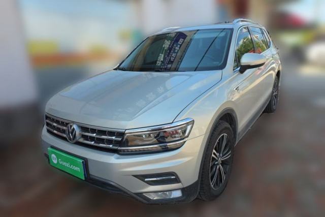Volkswagen Tiguan L 2017 380TSI Automatic All-Wheel-Drive Luxury Edition с пробегом