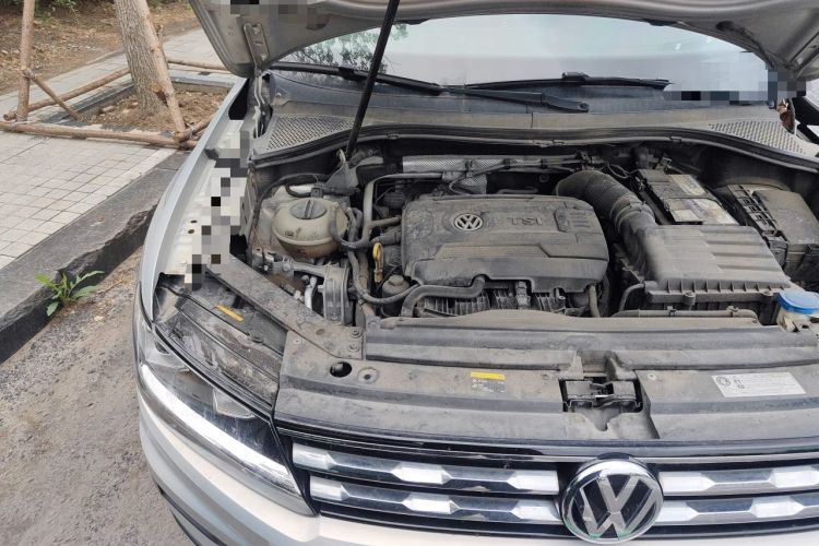 Used Volkswagen Tiguan L 2017 330TSI Automatic Two-Wheel Drive Luxury Edition Engine Bay Right