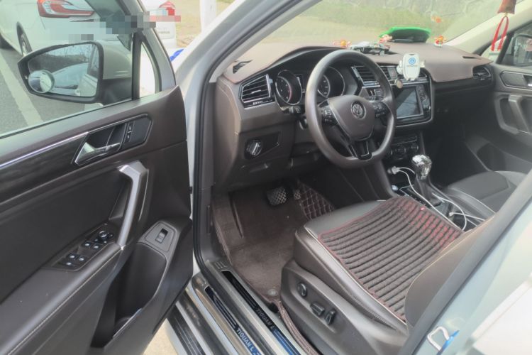 Used Volkswagen Tiguan L 2017 330TSI Automatic Two-Wheel Drive Flagship Edition Driver Seat