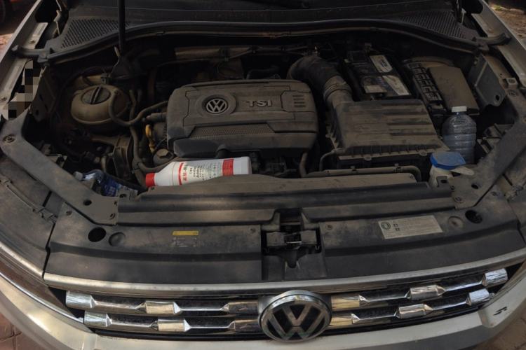 Used Volkswagen Tiguan L 2017 380TSI Automatic All-Wheel-Drive Flagship Edition Engine Bay