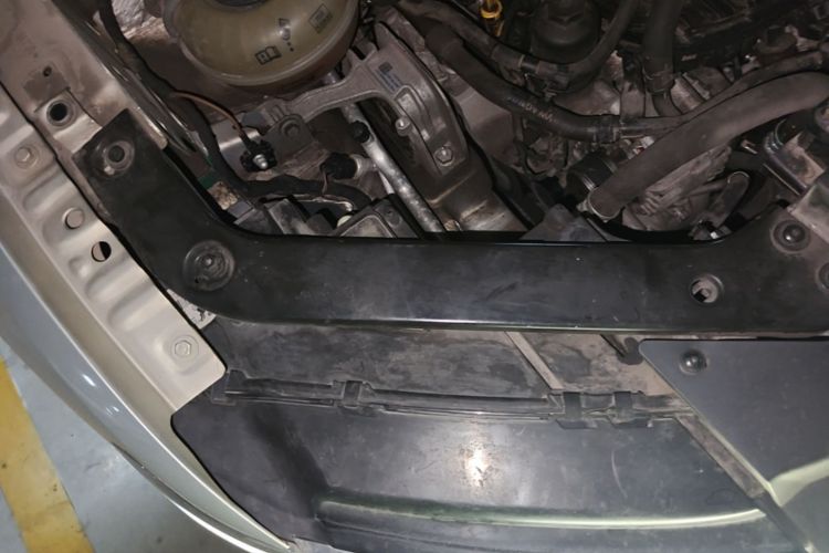 Used Volkswagen Tiguan L 2017 330TSI Automatic Two-Wheel Drive Flagship Edition Engine Bay Right