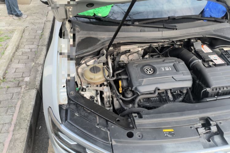 Used Volkswagen Tiguan L 2017 330TSI Automatic Two-Wheel Drive Flagship Edition Engine Bay Right