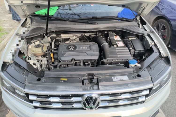 Used Volkswagen Tiguan L 2017 330TSI Automatic Two-Wheel Drive Flagship Edition Engine Bay