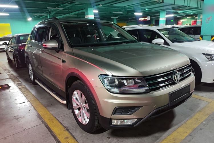 Used Volkswagen Tiguan L 2017 330TSI Automatic Two-Wheel Drive Luxury Edition Exterior 1