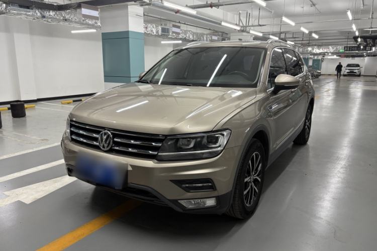 Used Volkswagen Tiguan L 2017 330TSI Automatic Two-Wheel Drive Luxury Edition Exterior 2