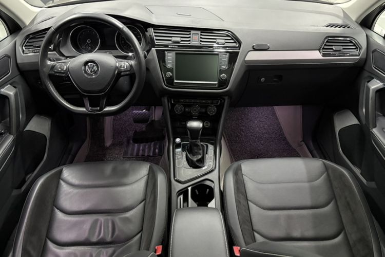 Used Volkswagen Tiguan L 2017 330TSI Automatic Two-Wheel Drive Luxury Edition Exterior 5