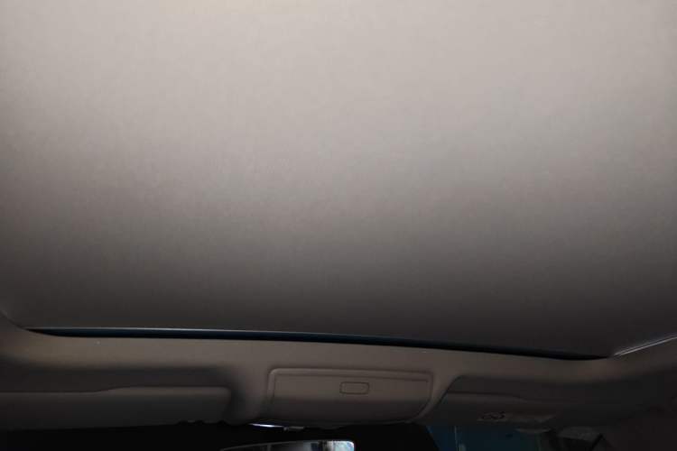 Used Volkswagen Tiguan L 2017 330TSI Automatic Two-Wheel Drive Flagship Edition Headliner