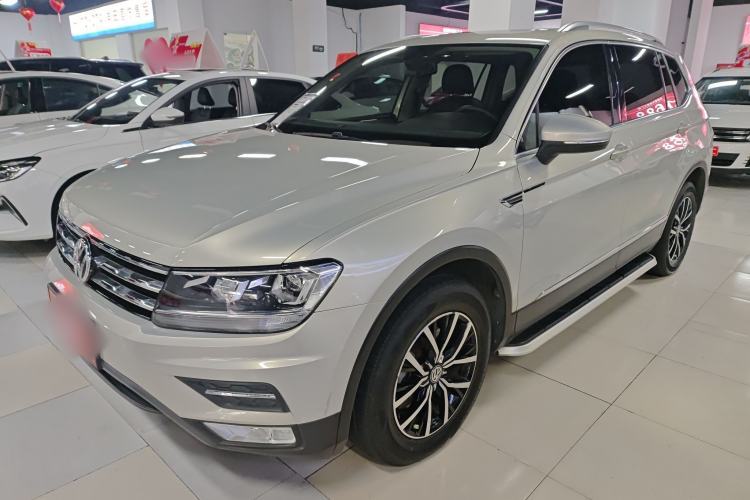 Used Volkswagen Tiguan L 2017 330TSI Automatic Two-Wheel Drive Luxury Edition Guazi used car, China used car export, Used car for sale, Used cars, Cheapest cars for sale