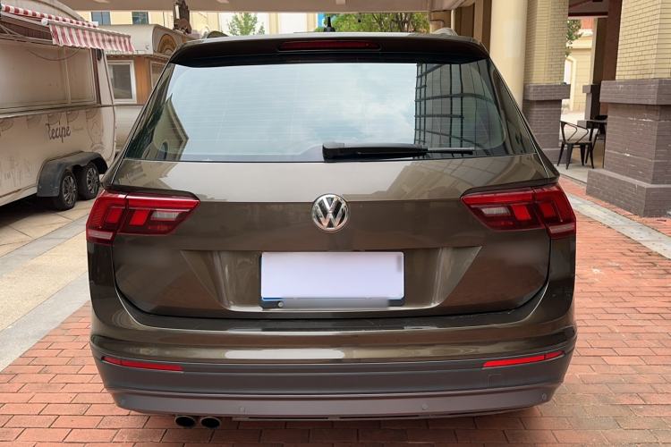 Used Volkswagen Tiguan L 2017 330TSI Automatic Two-Wheel Drive Luxury Edition Rear