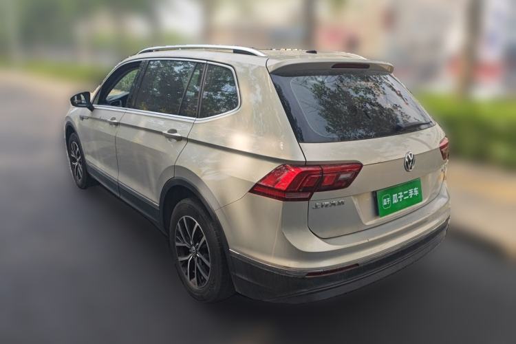 Used Volkswagen Tiguan L 2017 330TSI Automatic Two-Wheel Drive Luxury Edition Rear Left 45 Deg