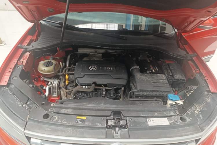 Used Volkswagen Tiguan L 2017 330TSI Automatic Two-Wheel Drive Flagship Edition Engine Bay