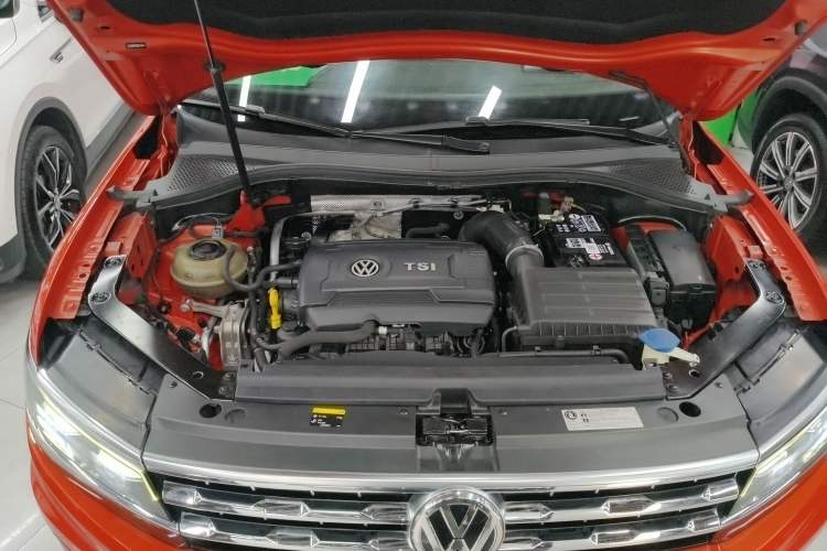 Used Volkswagen Tiguan L 2017 380TSI Automatic All-Wheel Drive Supreme Flagship Edition Engine Bay