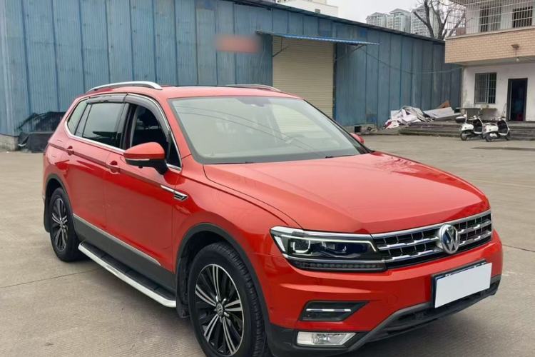 Used Volkswagen Tiguan L 2017 330TSI Automatic Two-Wheel Drive Flagship Edition Exterior 2