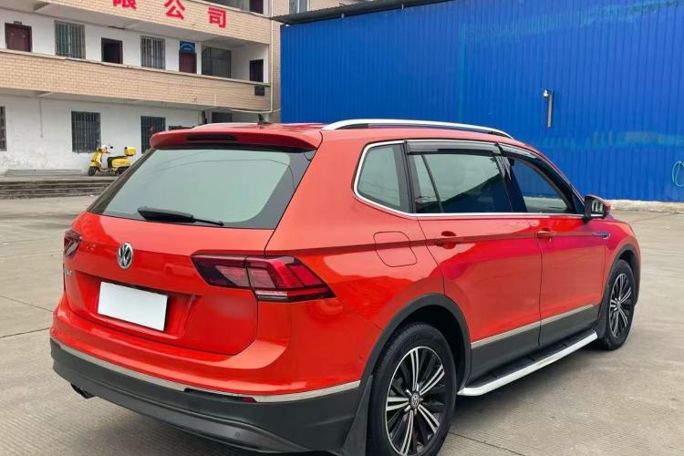 Used Volkswagen Tiguan L 2017 330TSI Automatic Two-Wheel Drive Flagship Edition Exterior 4